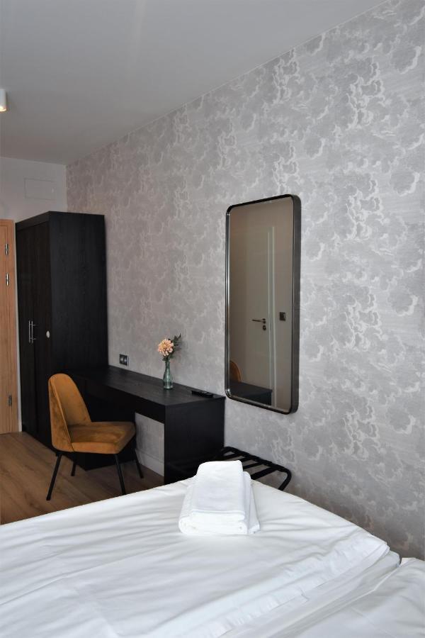 גדנסק Patio Riverfront Aparthotel מראה חיצוני תמונה