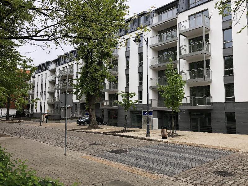 גדנסק Patio Riverfront Aparthotel מראה חיצוני תמונה